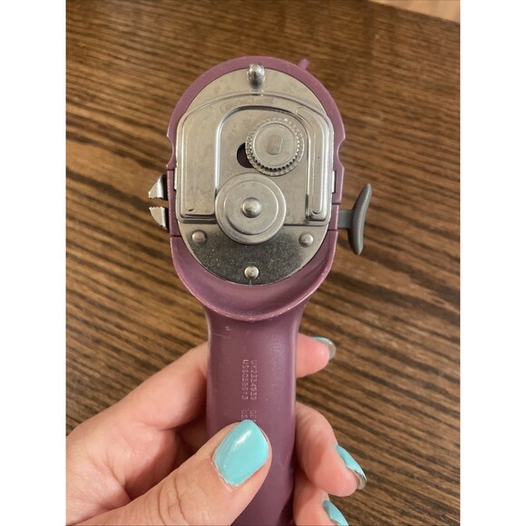 Kuhn Rikon Can Opener 5-in-1 Auto Safety Cans Bottles Jars Smooth Edge Purple - Picture 4 of 6